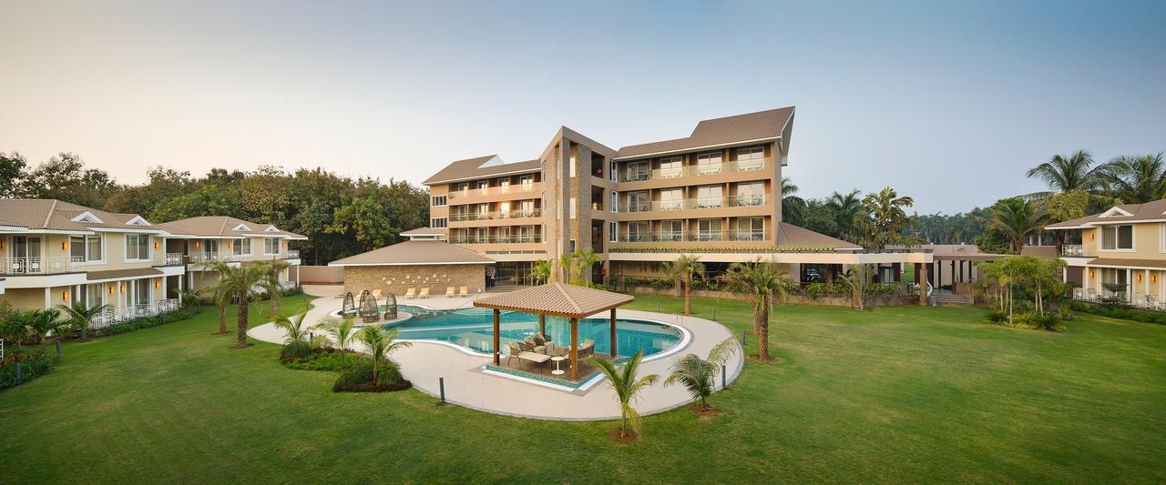 Kabir Hotel & Spa Вадодара Экстерьер фото